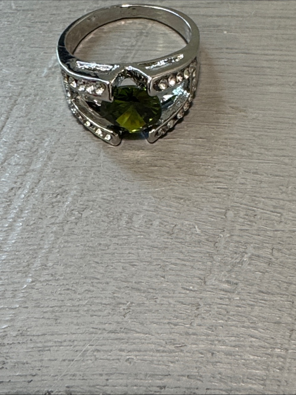 Silver Ring with Dark Green Center Stone and Clear Accent Crystals Size 10